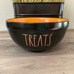 Rae Dunn Halloween TREATS Ceramic MIXING BOWL